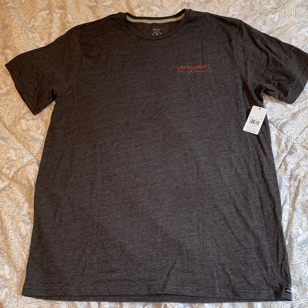 NWT Men’s Volcom Tee